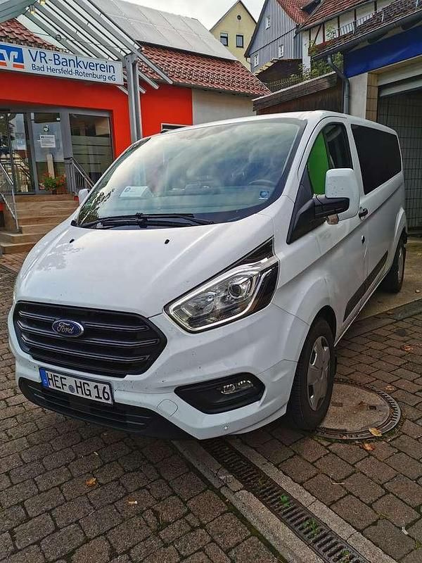 Gebraucht Ford Transit Custom Trend 131 PS (96 kW) 2019 Weiß Kombi