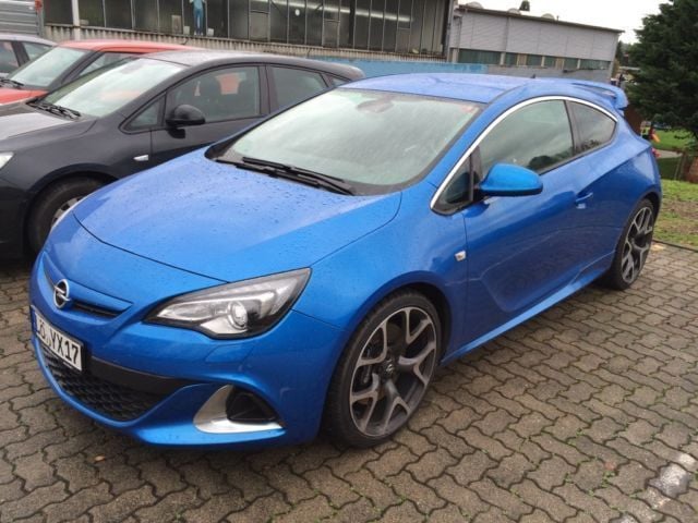Opel opc j