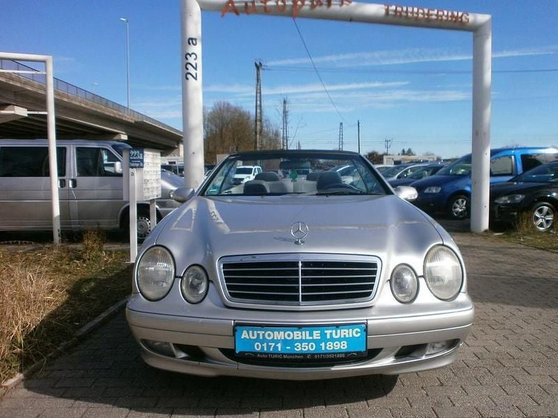 Gebraucht Mercedes CLK200 Avantgarde 163 PS (119 kW) 2001 Silber Cabrio