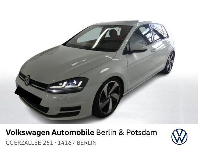 Pure white Gebraucht 2017 VW Golf VII Comfortline Limousine | 14.990 € (Fairer Preis) - Bild 1/4