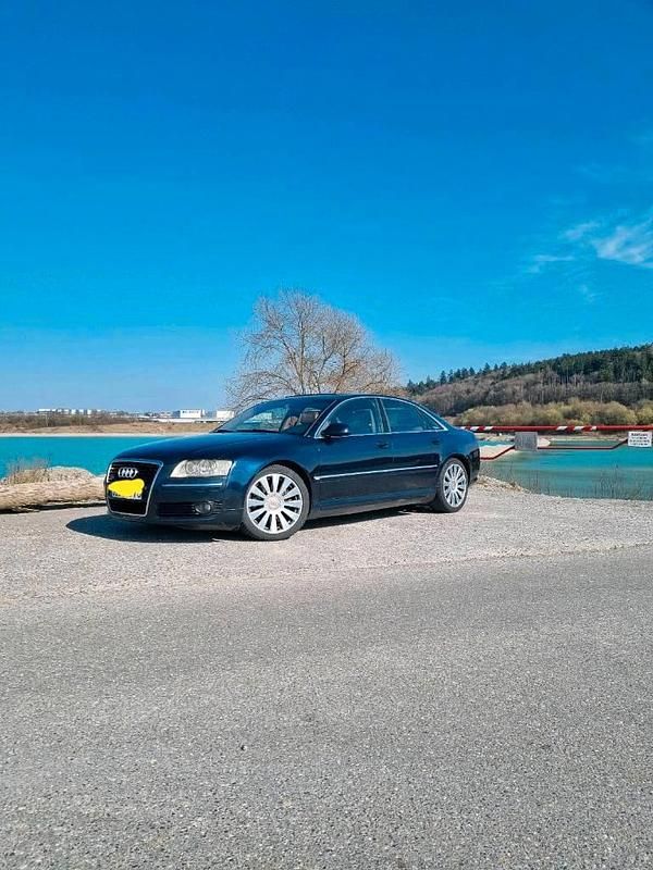 Second-hand Audi A8 326 CP (239 kW) 2005 Albastru Berlinǎ