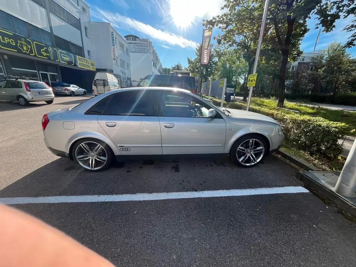 Gebraucht Audi A4 163 PS (119 kW) 2002 Limousine