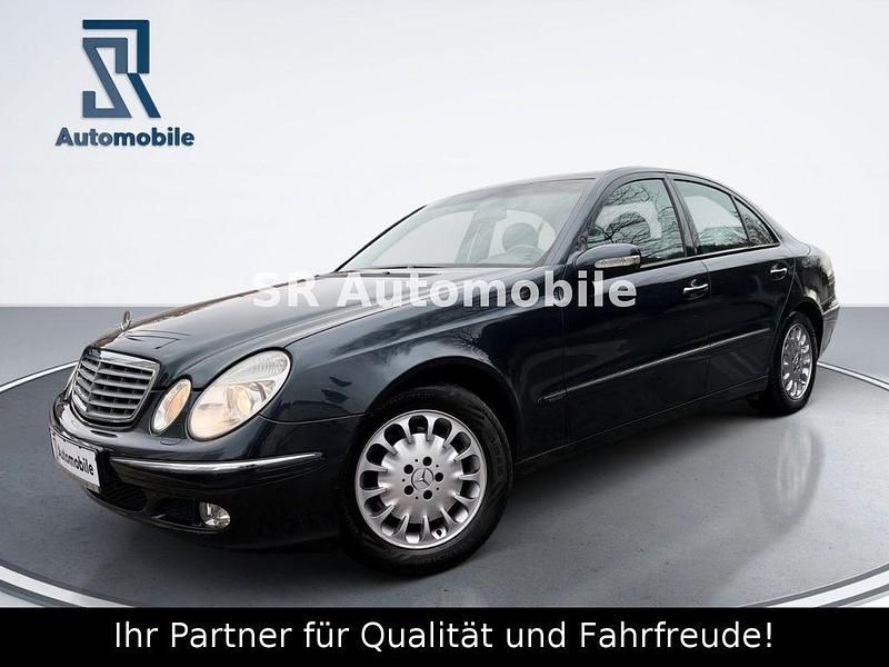 Schwarz Gebraucht 2003 Mercedes E320 Limousine | 7.990 € (Teuer) - Bild 1/4