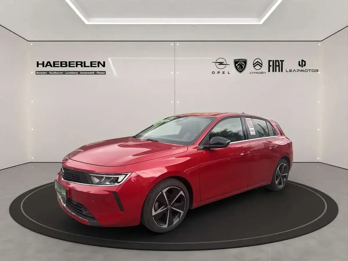 Gebraucht Opel Astra Elegance 131 PS (96 kW) 2023 Rot Kleinwagen
