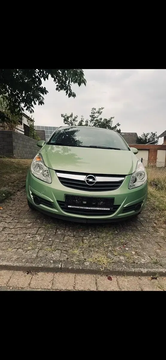 Gebraucht Opel Corsa 60 PS (44 kW) 2009 Grün Kleinwagen