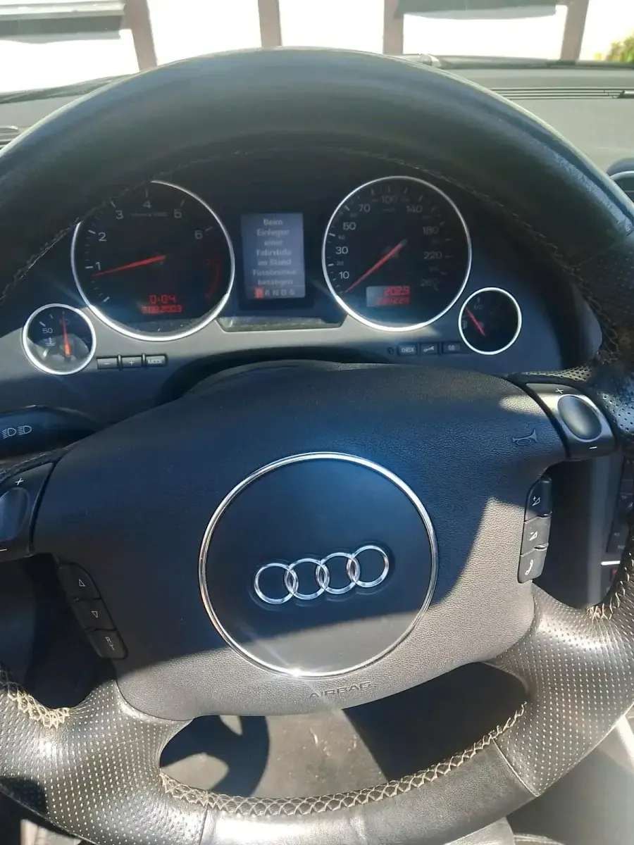 Gebraucht Audi A4 Cabriolet 220 PS (161 kW) 2004 Schwarz Cabrio