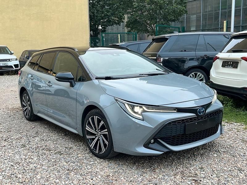 Grau Gebraucht 2022 Toyota Corolla Kombi | 19.250 € - Bild 1/4