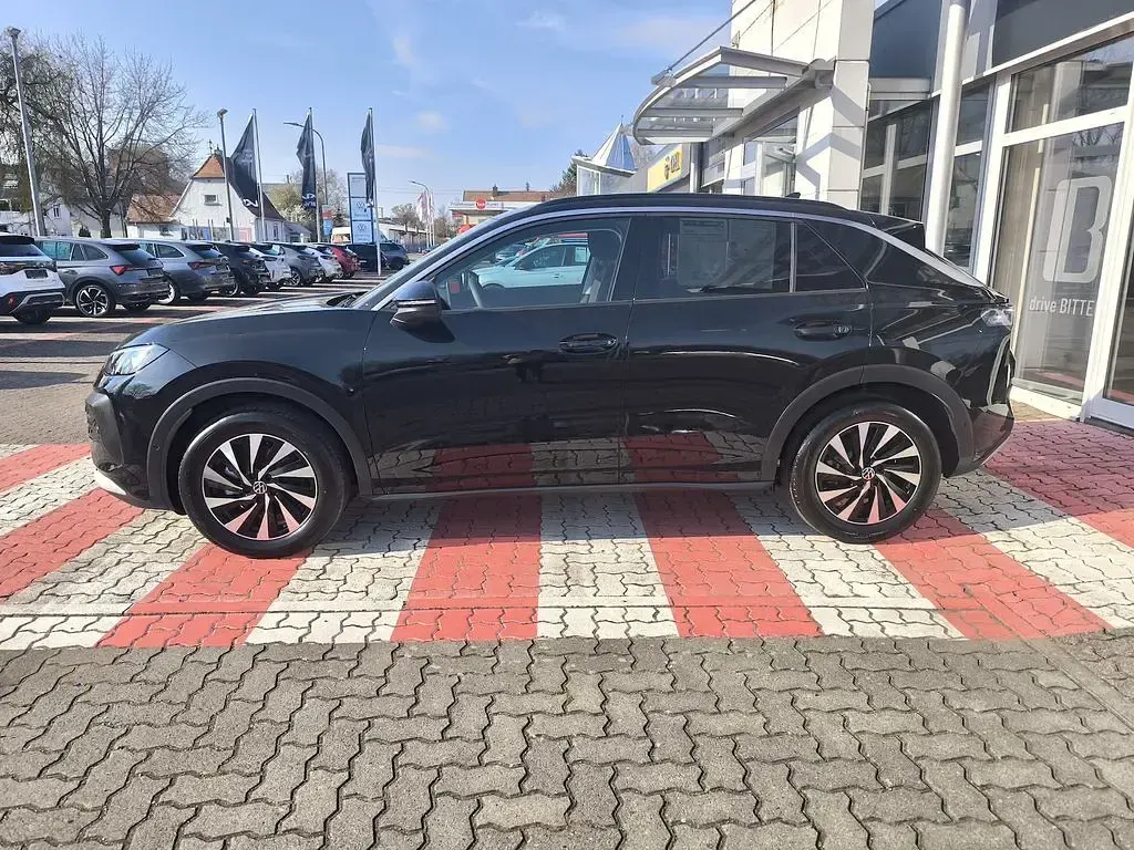 Neu VW T-Roc Life 150 PS (110 kW) 2026 Schwarz SUV