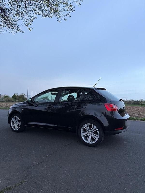 Second-hand Seat Ibiza Reference 75 CP (55 kW) 2011 Negru Berlinǎ