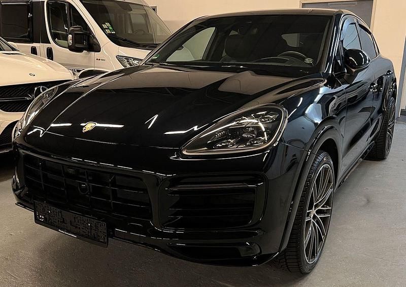 Schwarz Gebraucht 2020 Porsche Cayenne SUV | 62.900 € (Etwas zu teuer) - Bild 1/4