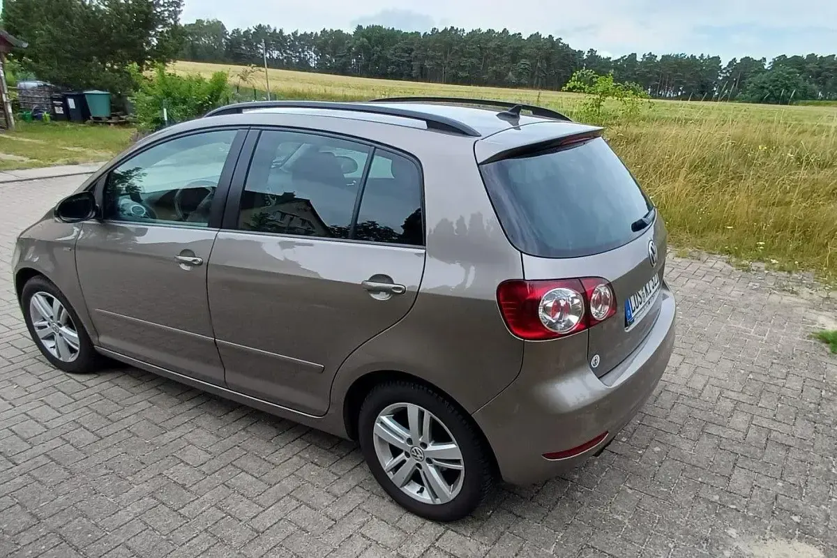 Gebraucht VW Golf Plus Match 122 PS (89 kW) 2013 Beige Van / Kleinbus