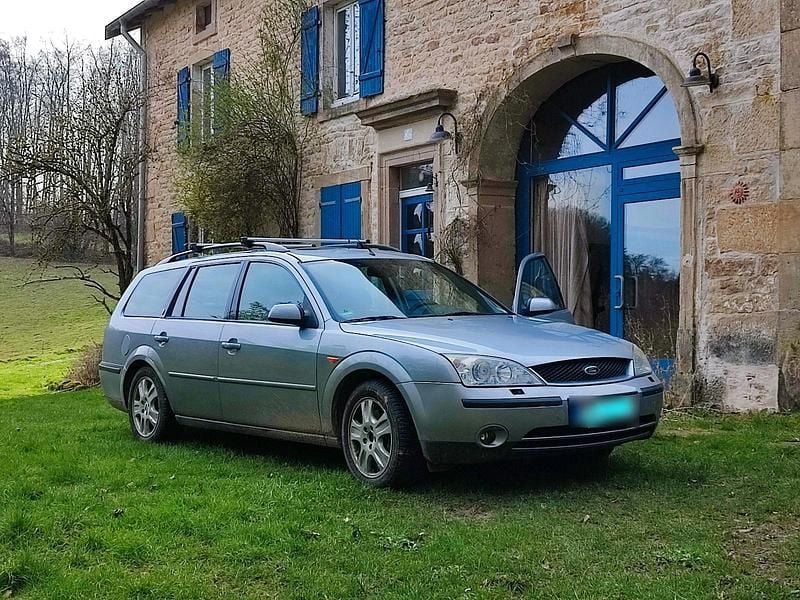 Gebraucht Ford Mondeo 170 PS (125 kW) 2002 Silber Kombi