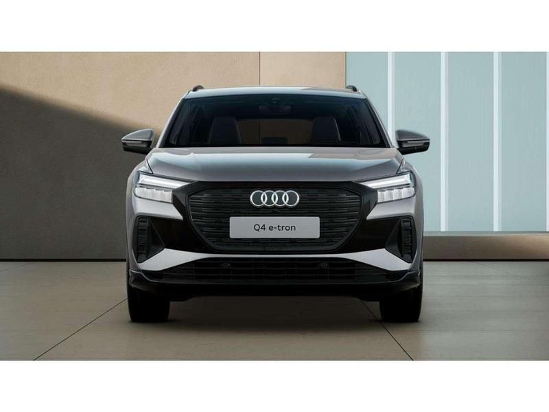 Gebraucht Audi Q4 e-tron Advanced 210 kW (286 PS) 2025 Taifungrau metallic SUV