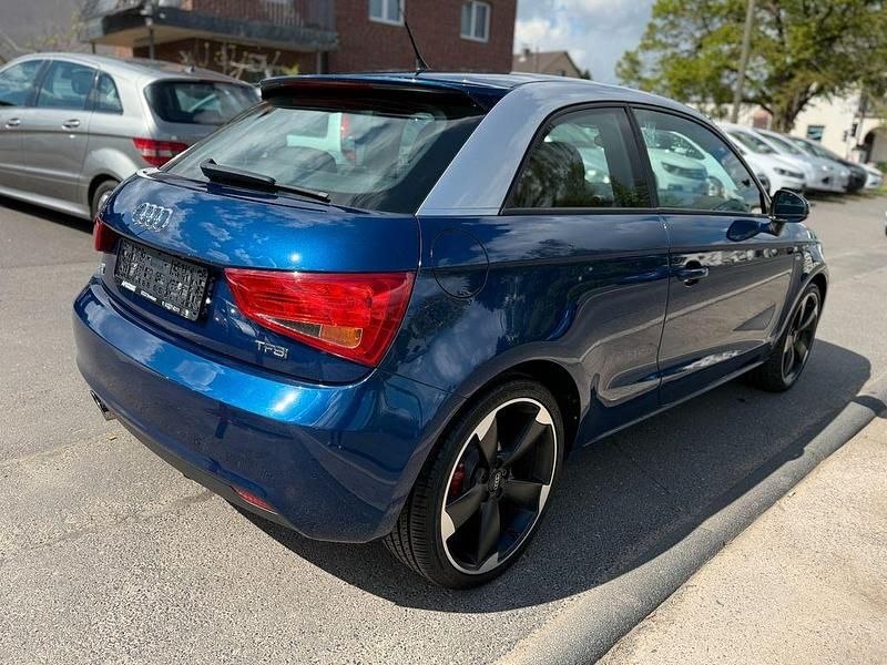 Gebraucht Audi A1 S-Line 122 PS (89 kW) 2014 Blau Kleinwagen