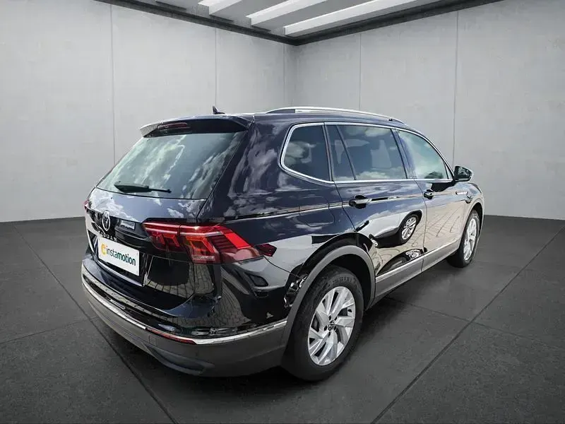 Gebraucht VW Tiguan 150 PS (110 kW) 2023 Schwarz SUV