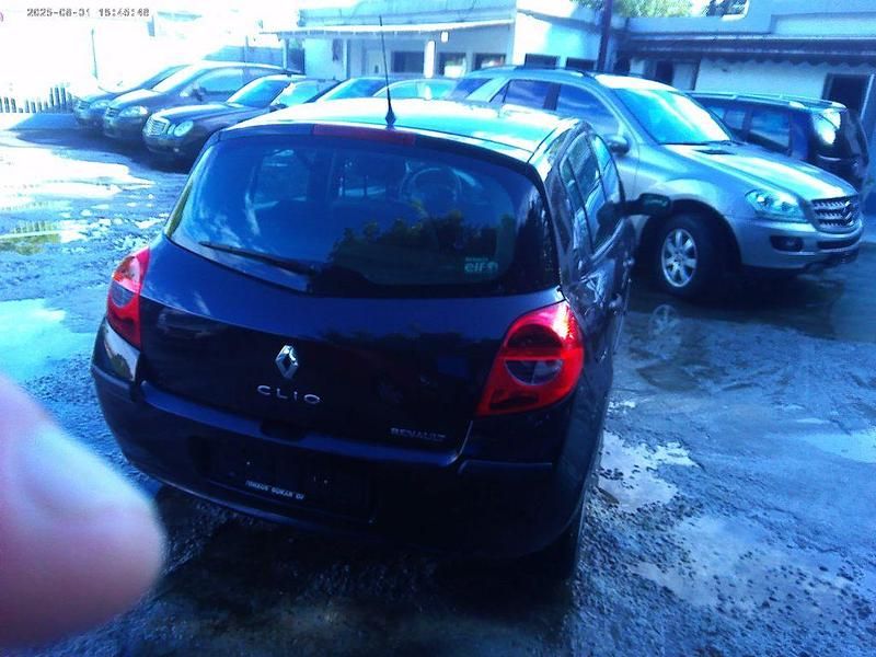 Schwarz Gebraucht 2008 Renault Clio II Rip Curl Limousine | 1.250 € (Guter Preis) - Bild 1/4