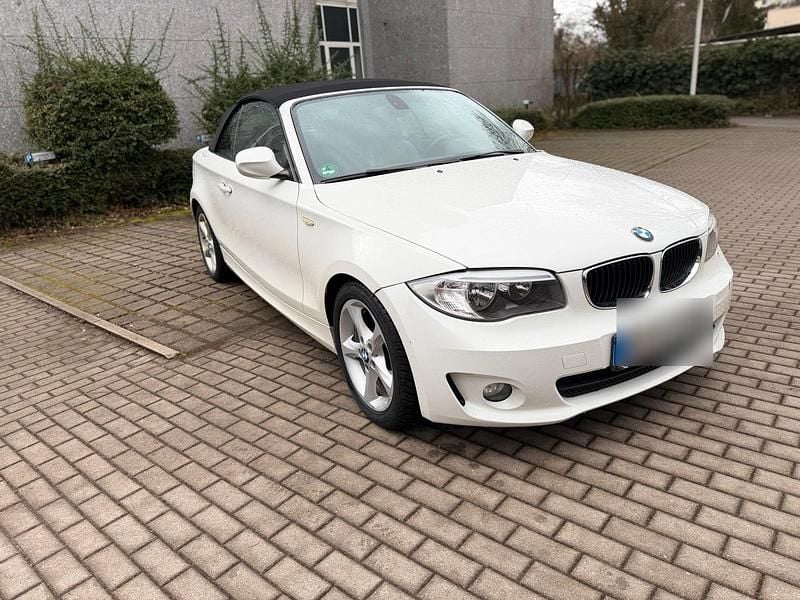 Gebraucht BMW 118 Cabriolet 143 PS (105 kW) 2011 Weiß Cabrio