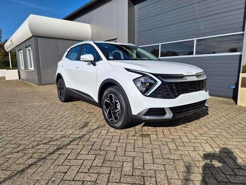 Deluxeweiß metallic Neu 2025 Kia Sportage Vision SUV | 28.890 € (Superpreis) - Bild 1/4