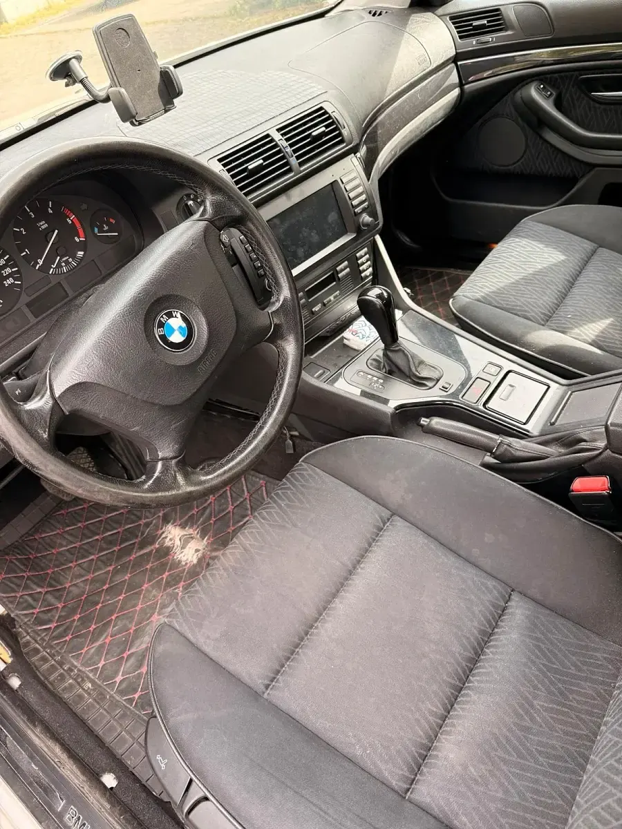 Gebraucht BMW 525 172 PS (126 kW) 2003 Silber Kombi