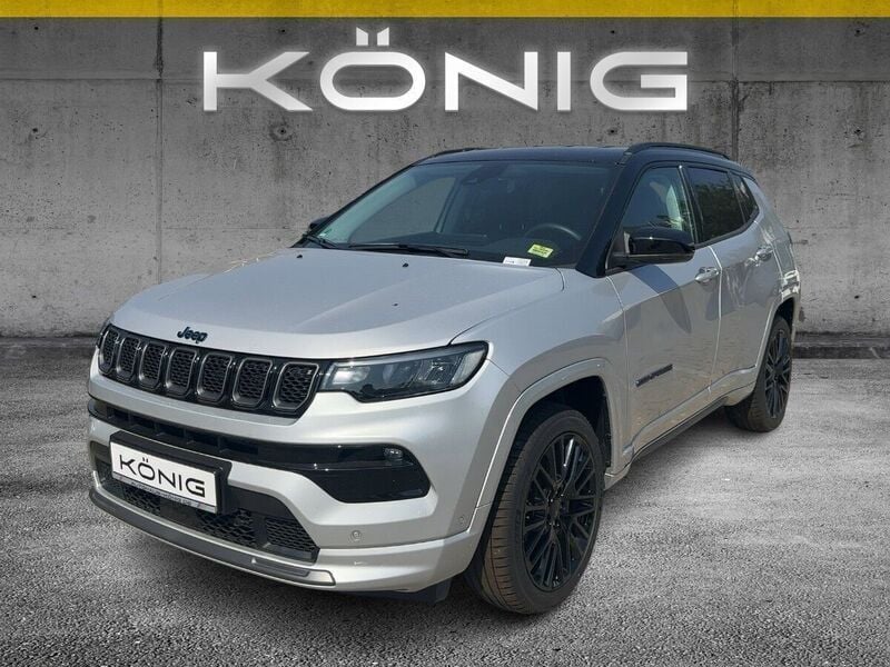 Grau Gebraucht 2022 Jeep Compass SUV | 27.777 € (Guter Preis) - Bild 1/4