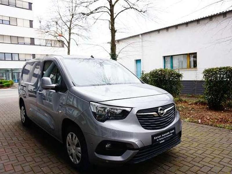 Gebraucht Opel Combo Edition 131 PS (96 kW) 2019 Kontrast grau/quarz silber Van / Kleinbus