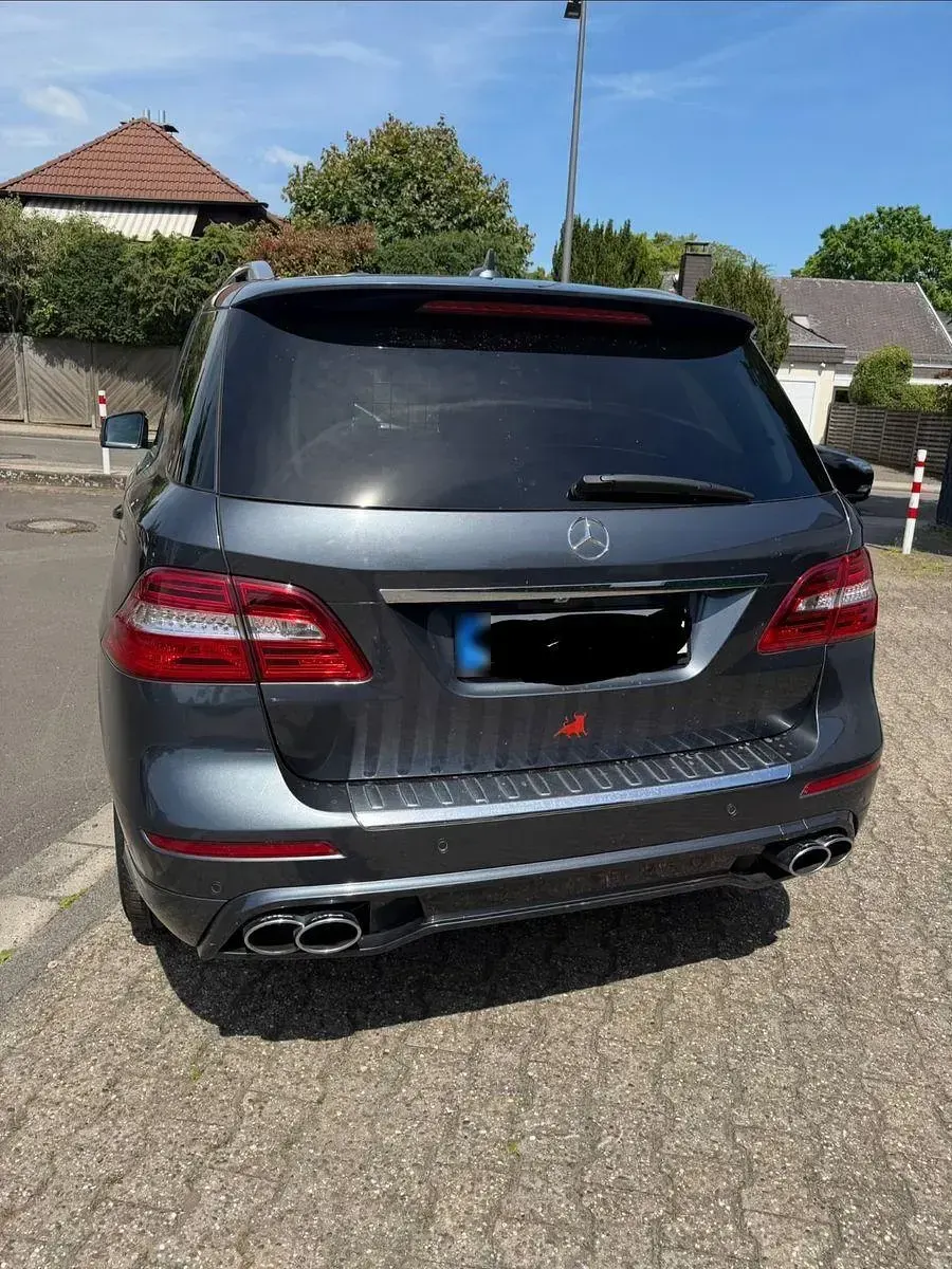 Gebraucht Mercedes ML350 306 PS (225 kW) 2012 Grau SUV