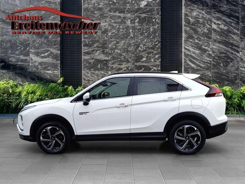 Gebraucht Mitsubishi Eclipse Cross Basis 188 PS (138 kW) 2022 Andenweiß SUV