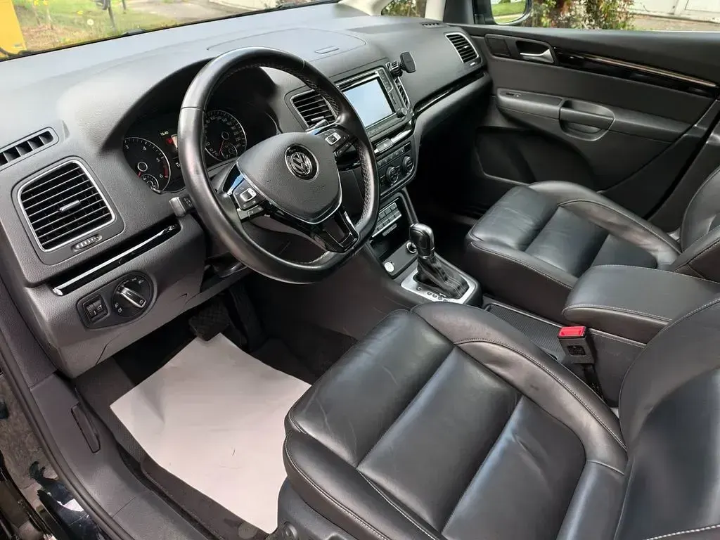 Gebraucht VW Sharan Highline 184 PS (135 kW) 2015 Schwarz Van / Kleinbus