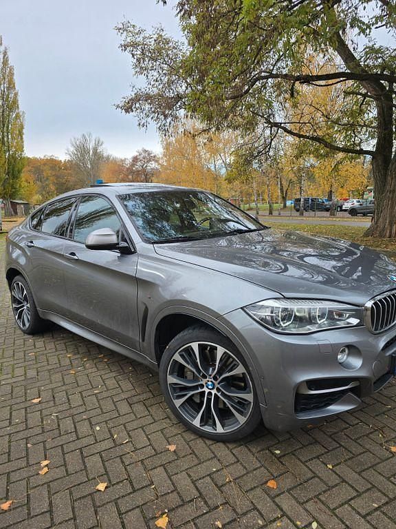 Grau Gebraucht 2018 BMW X6 M50 Sport Line SUV | 30.000 € (Fairer Preis) - Bild 1/4