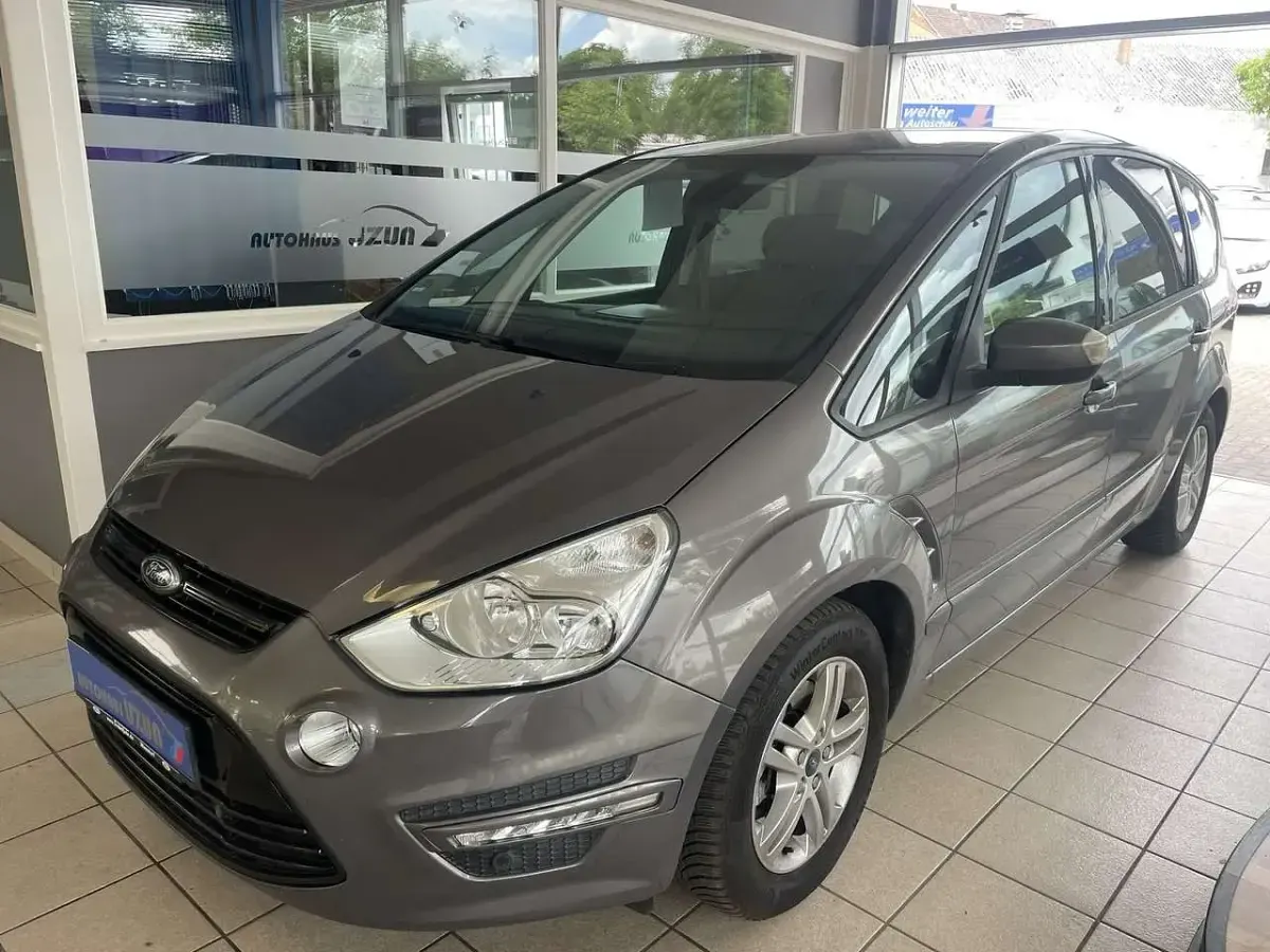 Gebraucht Ford S-MAX S 163 PS (119 kW) 2013 Grau Van / Kleinbus
