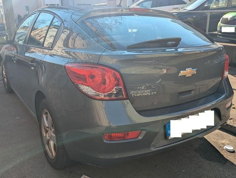Gebraucht Chevrolet Cruze 124 PS (91 kW) 2013 Grau Limousine