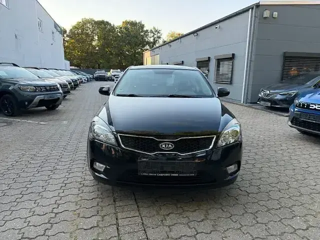 Gebraucht Kia Ceed Edition 7 90 PS (66 kW) 2012 Schwarz Kleinwagen