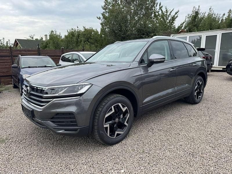 Grau Neu 2025 VW Touareg SUV | 61.990 € (Fairer Preis) - Bild 1/4