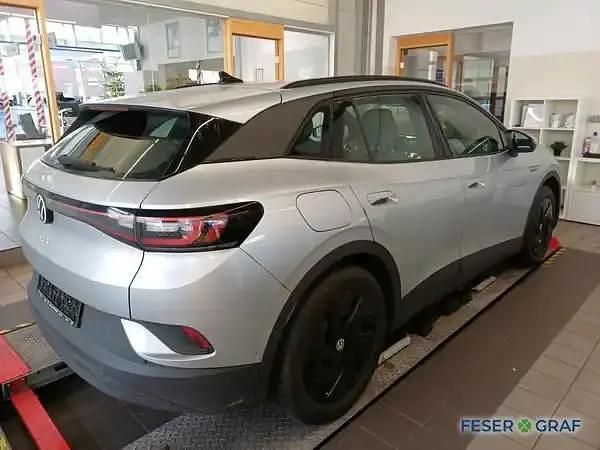Gebraucht VW ID.4 Pro 150 kW (204 PS) 2022 Scale silver metallic SUV