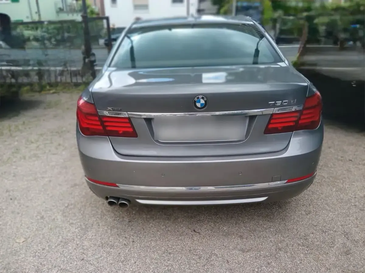Gebraucht BMW 730 260 PS (191 kW) 2014 Limousine