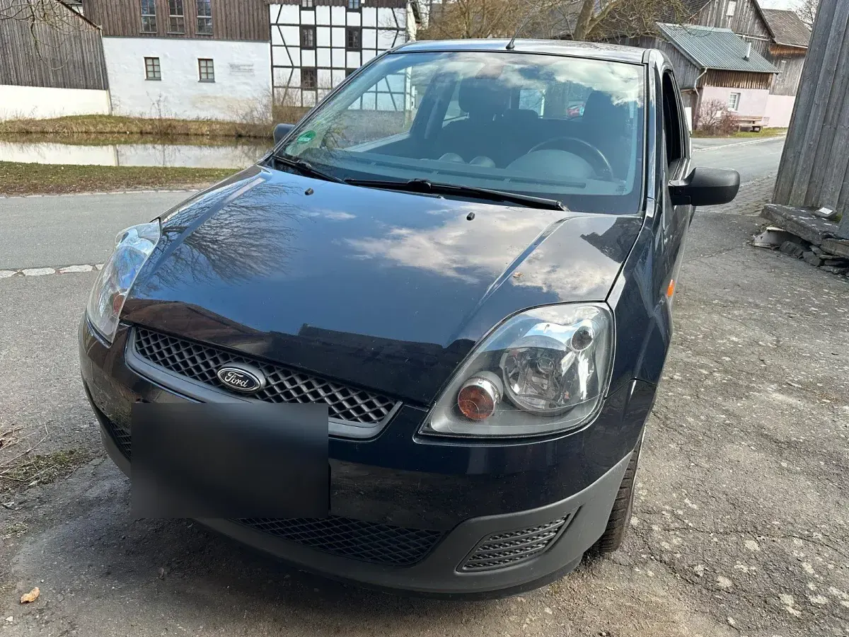 Gebraucht Ford Fiesta 60 PS (44 kW) 2006 Blau Kleinwagen