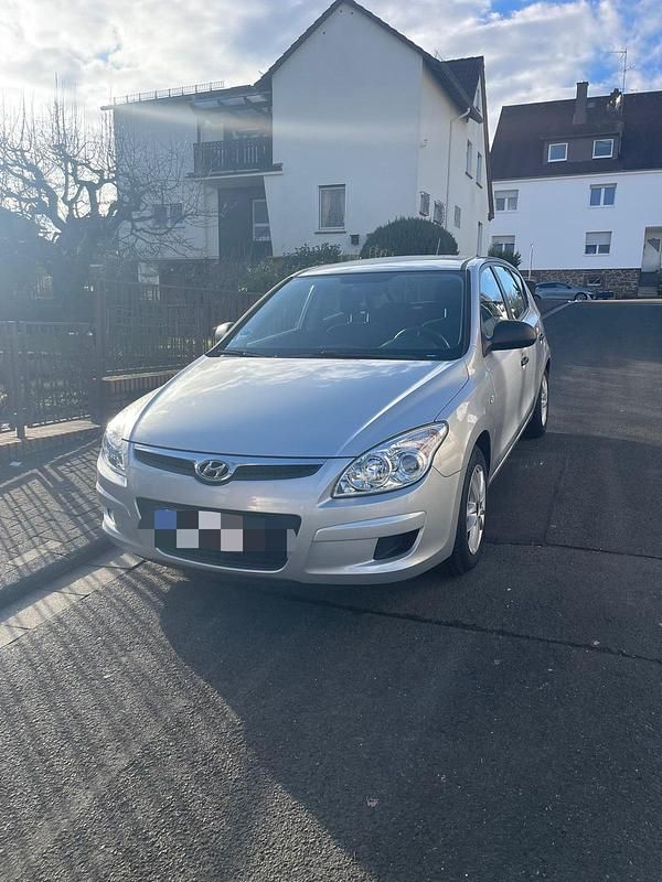 Gebraucht Hyundai i30 Classic 109 PS (80 kW) 2008 Grau Kleinwagen
