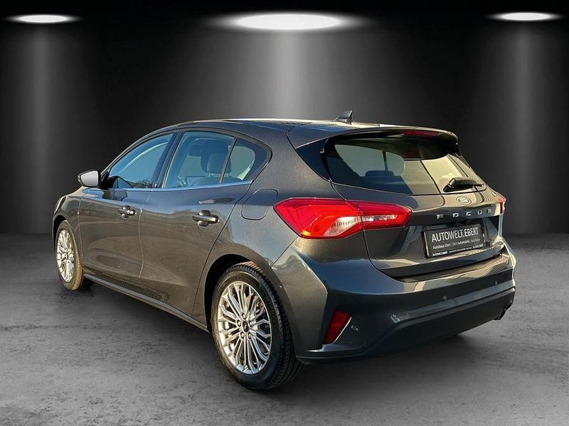 Gebraucht Ford Focus Titanium 150 PS (110 kW) 2020 Grau Limousine