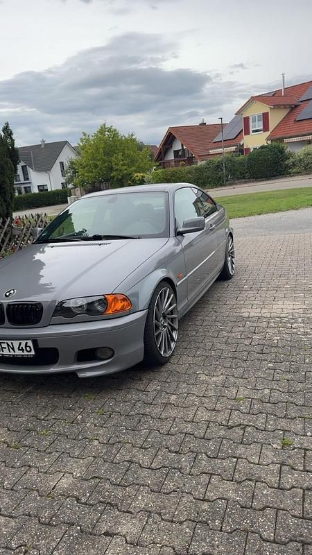 Gebraucht BMW 318 120 PS (88 kW) 2001 Grau Coupé