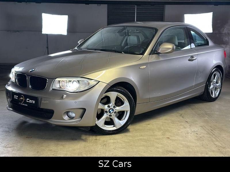 Gebraucht BMW 120 Sport Line 170 PS (125 kW) 2012 Grau Kleinwagen