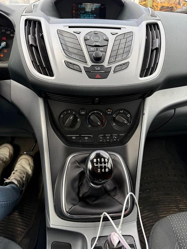 Gebraucht Ford C-MAX 115 PS (84 kW) 2014 Weiß Van / Kleinbus