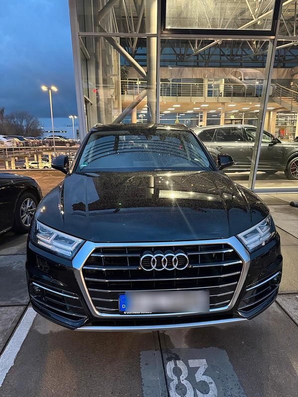 Gebraucht Audi Q5 163 PS (119 kW) 2020 Schwarz SUV