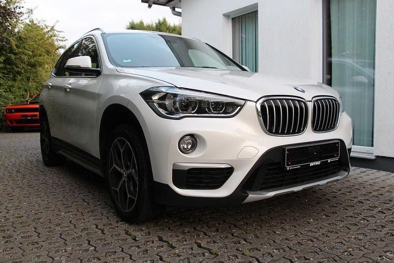 Weiß Gebraucht 2016 BMW X1 xLine SUV | 19.490 € (Fairer Preis) - Bild 1/4