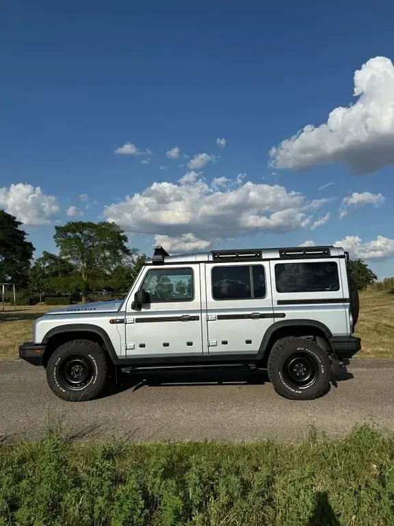 Gebraucht Ineos Grenadier 249 PS (183 kW) 2025 Silber Kombi