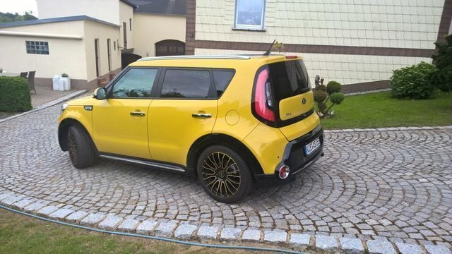 Gebraucht Kia Soul 180 PS (132 kW) 2014 Gelb SUV
