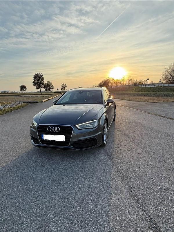 Gebraucht Audi A3 S-Line 179 PS (131 kW) 2013 Grau Kombi