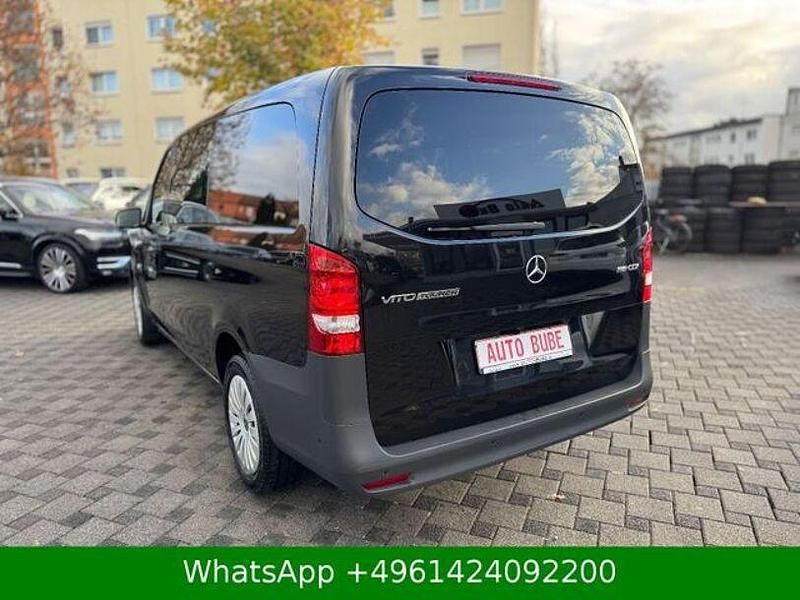 Gebraucht Mercedes Vito 215 PS (158 kW) 2022 Schwarz Van