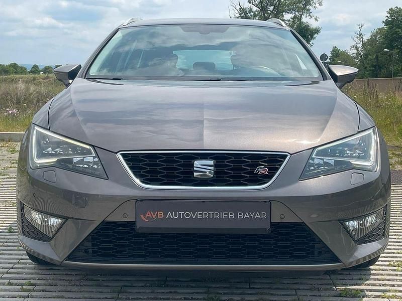 Grau Gebraucht 2014 Seat Leon ST FR Kombi | 8.490 € (Fairer Preis) - Bild 1/4