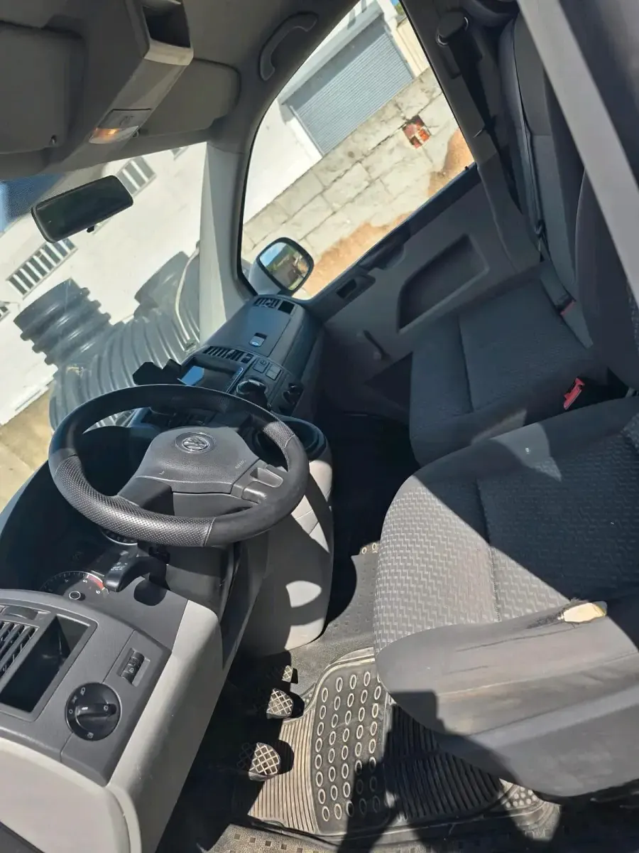 Gebraucht VW Caravelle 102 PS (75 kW) 2013 Weiß Van