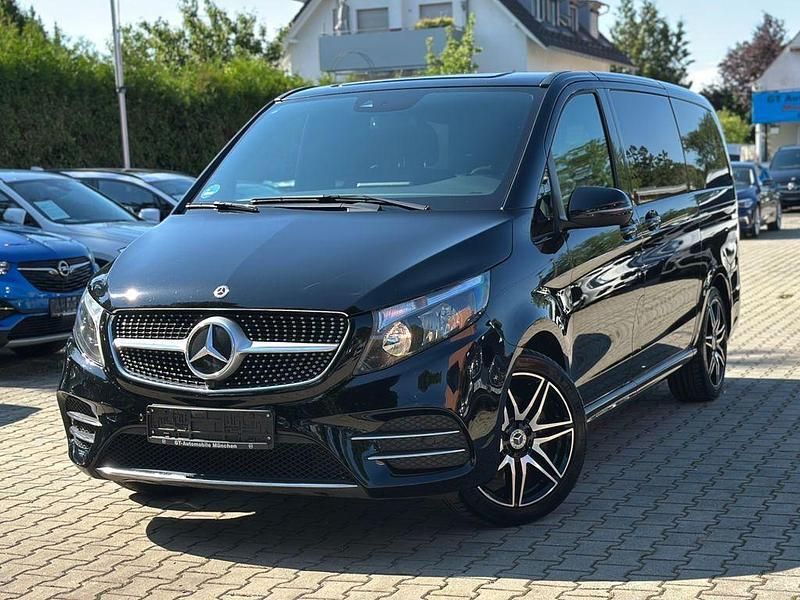 Schwarz Gebraucht 2020 Mercedes V250 AMG line Van / Kleinbus | 42.950 € (Fairer Preis) - Bild 1/4